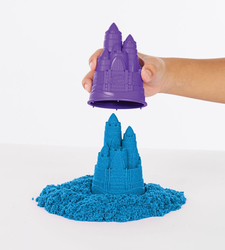 KINETIC SAND KRABICE TEKUTÉHO PÍSKU S PODLOŽKOU MODRÁ