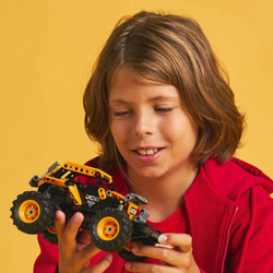 Monster Jam™ DIGatron™ s natahovacím motorem