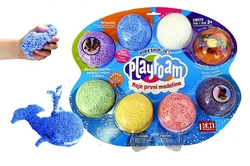 PlayFoam® Modelína/Plastelína kuličková s doplňky 7 barev na kartě 34x28x4cm