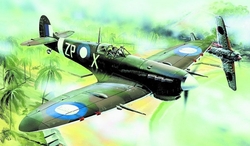 Model Supermarine Spitfire MK.VC 12,8x15,3cm v krabici 25x14,5x4,5cm