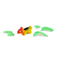 Rostoucí dinosaurus maxi ve vejci